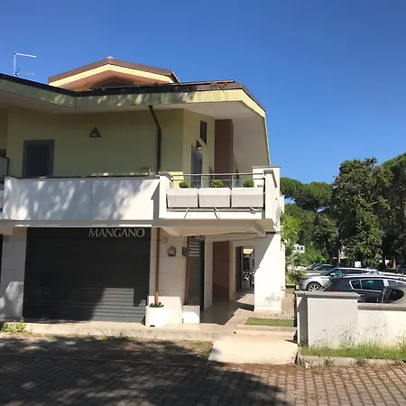 Casa Nel Di Roma Apartment *